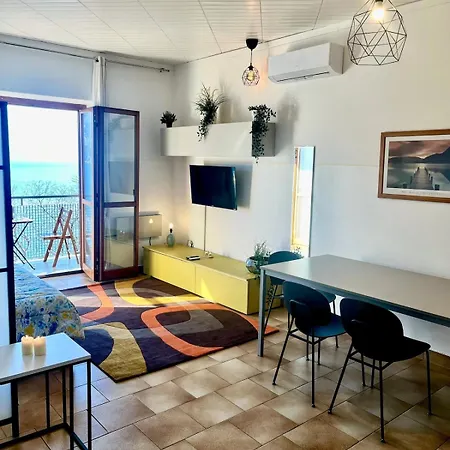 Sul Con Terrazza Panoramica Riva di Solto
