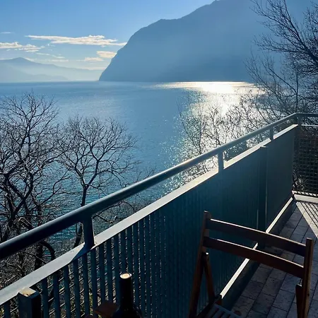 Sul Con Terrazza Panoramica *